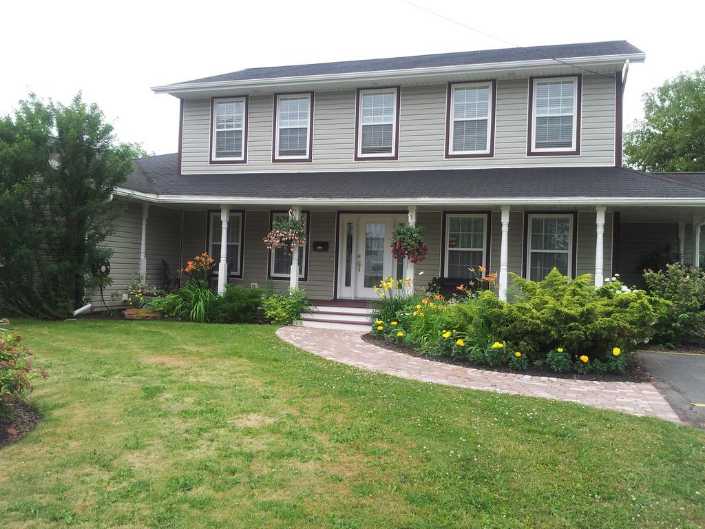 Driftwood Heights B&B Summerside Exteriör bild